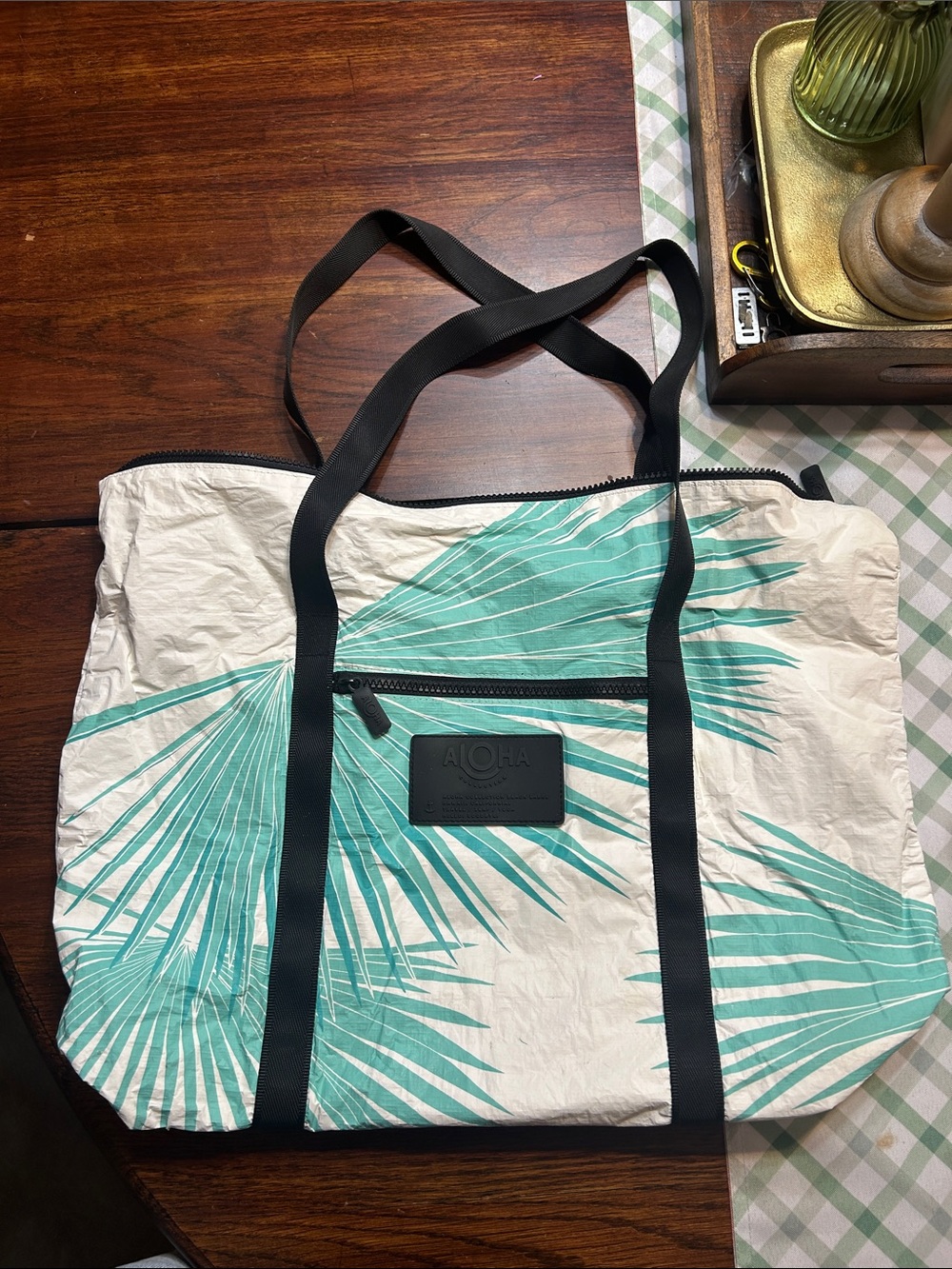 ALOHA Collection Palm-Print Zipper Tote Bag in Teal and White